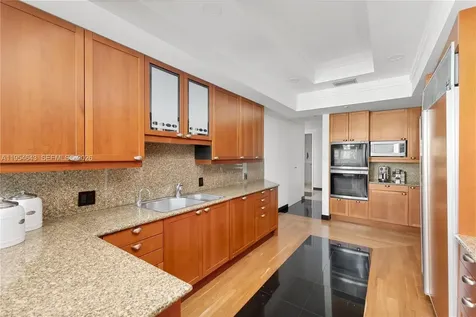 20165 NE 39th Place Aventura FL 33180