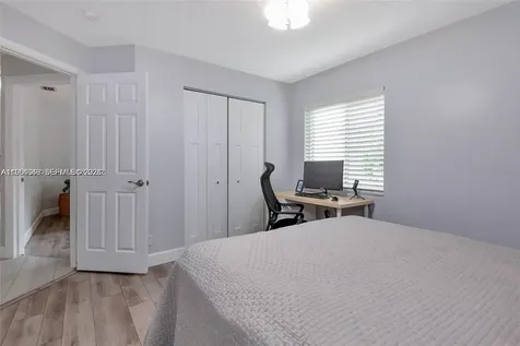 1800 Water Ridge Drive Weston FL 33326