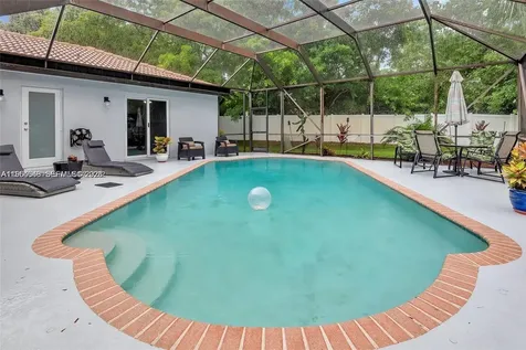 1800 Water Ridge Drive Weston FL 33326