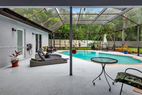 1800 Water Ridge Drive Weston FL 33326