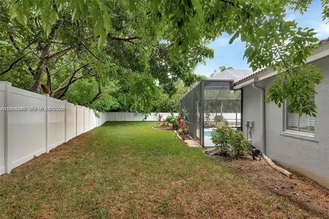 1800 Water Ridge Drive Weston FL 33326