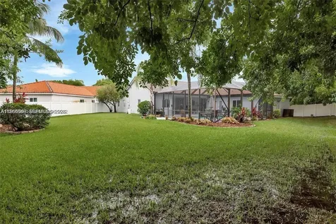 1800 Water Ridge Drive Weston FL 33326