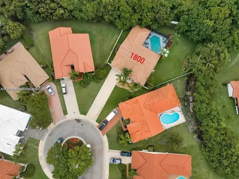 1800 Water Ridge Drive Weston FL 33326