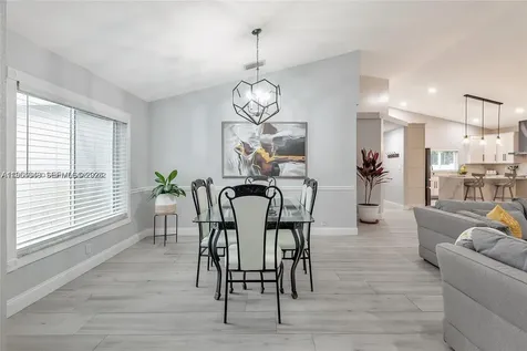 1800 Water Ridge Drive Weston FL 33326