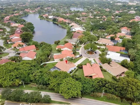 1800 Water Ridge Drive Weston FL 33326
