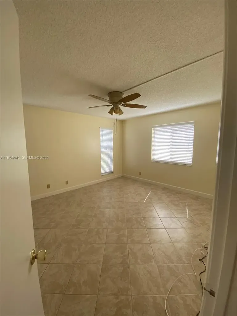 1521 NW 18th Avenue Delray Beach FL 33445