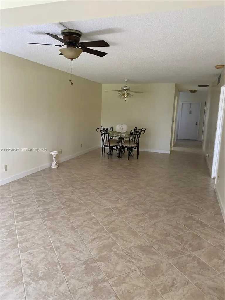 1521 NW 18th Avenue Delray Beach FL 33445