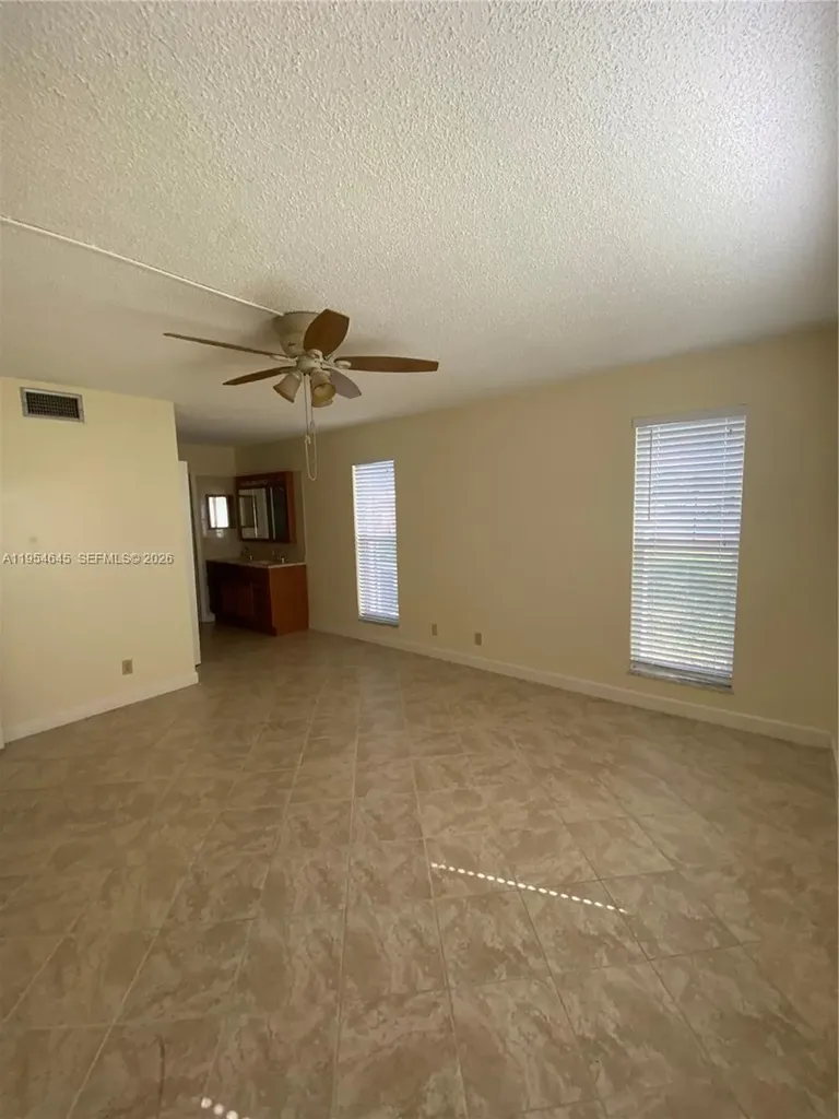 1521 NW 18th Avenue Delray Beach FL 33445