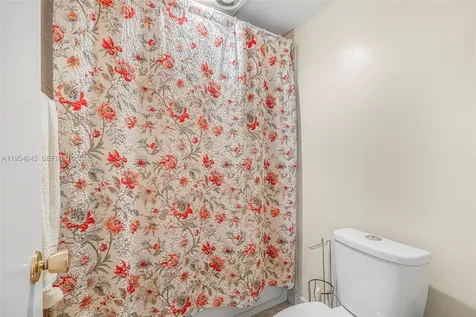 1521 NW 18th Avenue Delray Beach FL 33445