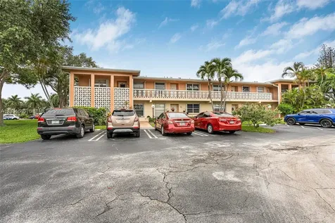 1521 NW 18th Avenue Delray Beach FL 33445