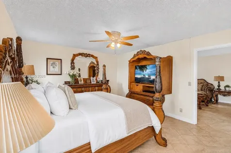 1521 NW 18th Avenue Delray Beach FL 33445