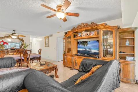 1521 NW 18th Avenue Delray Beach FL 33445