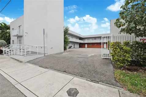 750 SW 2nd Street Miami FL 33130