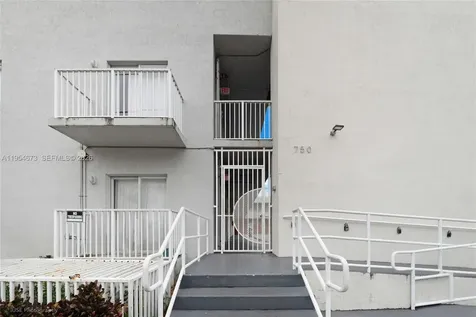750 SW 2nd Street Miami FL 33130