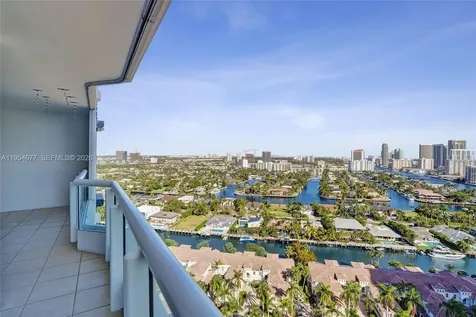 21205 Yacht Club Drive Aventura FL 33180