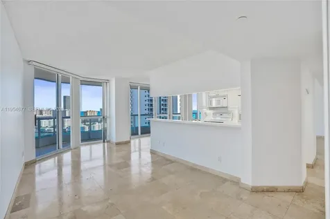 21205 Yacht Club Drive Aventura FL 33180