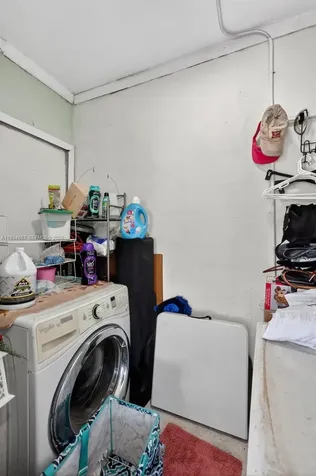 10340 NW 32nd Place Miami FL 33147
