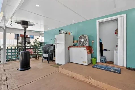 10340 NW 32nd Place Miami FL 33147
