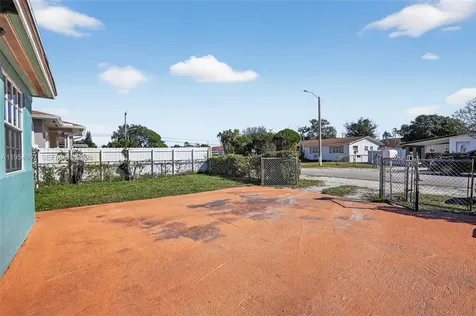 10340 NW 32nd Place Miami FL 33147