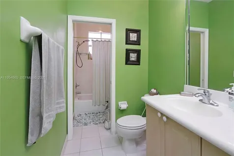 15382 SW 16th Terrace Miami FL 33185