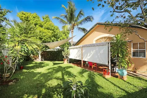 15382 SW 16th Terrace Miami FL 33185