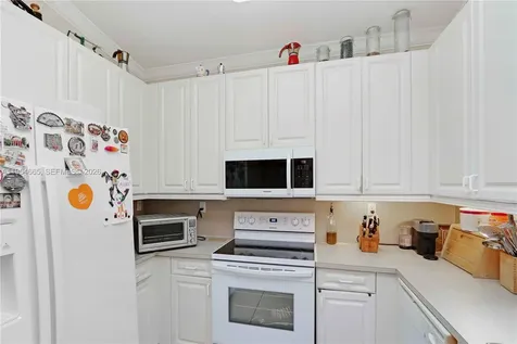 15382 SW 16th Terrace Miami FL 33185