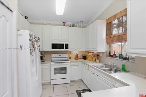 15382 SW 16th Terrace Miami FL 33185
