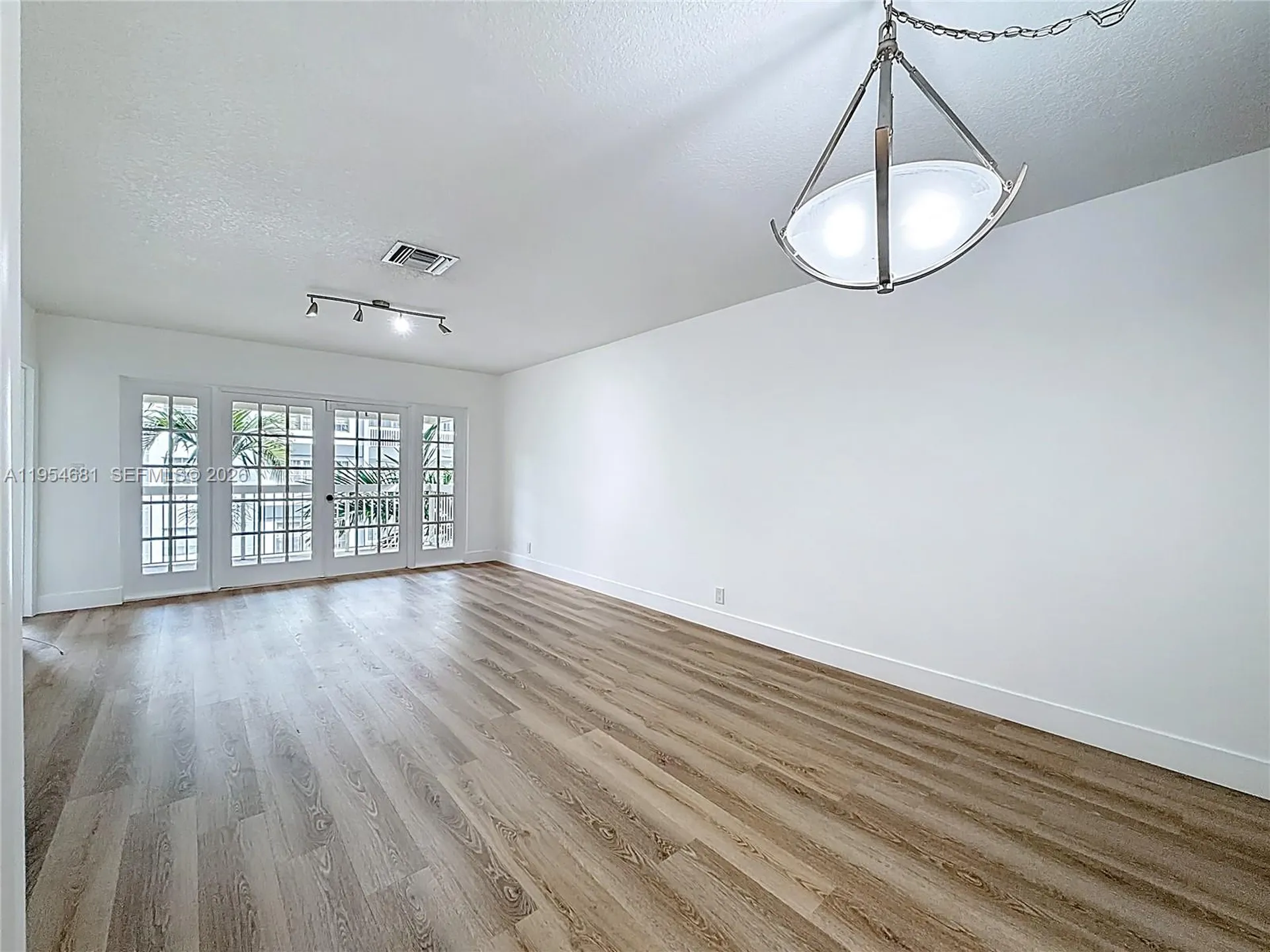 2424 SE 17th Causeway Fort Lauderdale FL 33316