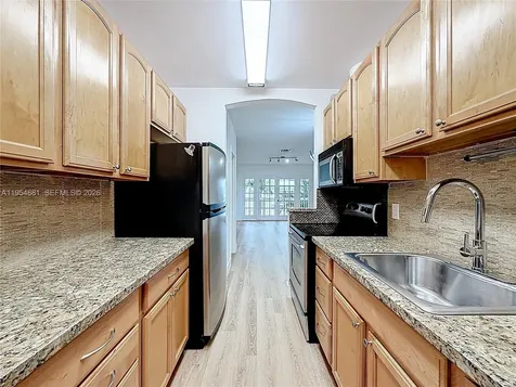 2424 SE 17th Causeway Fort Lauderdale FL 33316