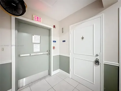 2424 SE 17th Causeway Fort Lauderdale FL 33316