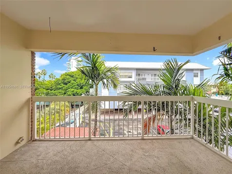 2424 SE 17th Causeway Fort Lauderdale FL 33316