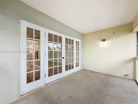 2424 SE 17th Causeway Fort Lauderdale FL 33316