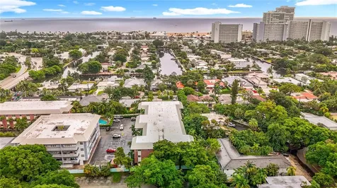 2424 SE 17th Causeway Fort Lauderdale FL 33316