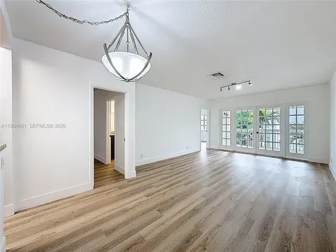 2424 SE 17th Causeway Fort Lauderdale FL 33316