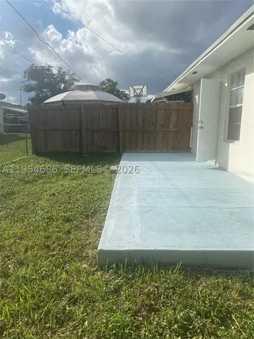 11350 SW 3rd Street Sweetwater FL 33174