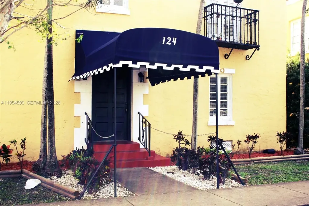 124 Mendoza Avenue Coral Gables FL 33134