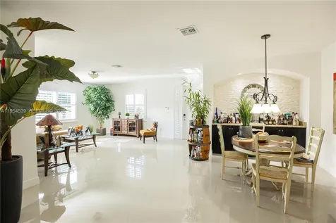 2133 NW 14th Place Homestead FL 33030