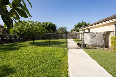 2133 NW 14th Place Homestead FL 33030