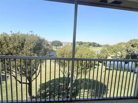 850 SW 133rd Terrace Pembroke Pines FL 33027