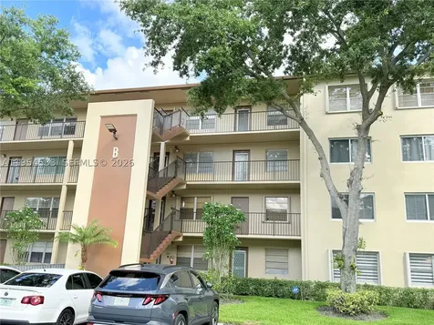 850 SW 133rd Terrace Pembroke Pines FL 33027
