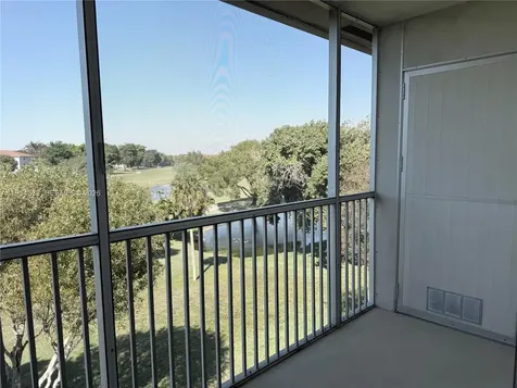 850 SW 133rd Terrace Pembroke Pines FL 33027