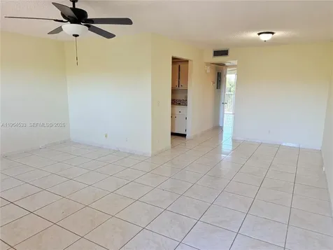 850 SW 133rd Terrace Pembroke Pines FL 33027