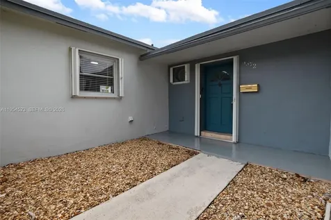 6572 SW 8th Court North Lauderdale FL 33068
