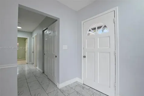 6572 SW 8th Court North Lauderdale FL 33068
