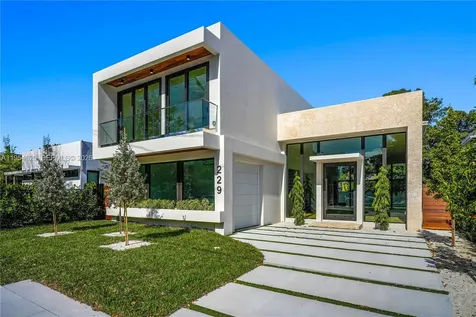 229 NW 42nd Street Miami FL 33127
