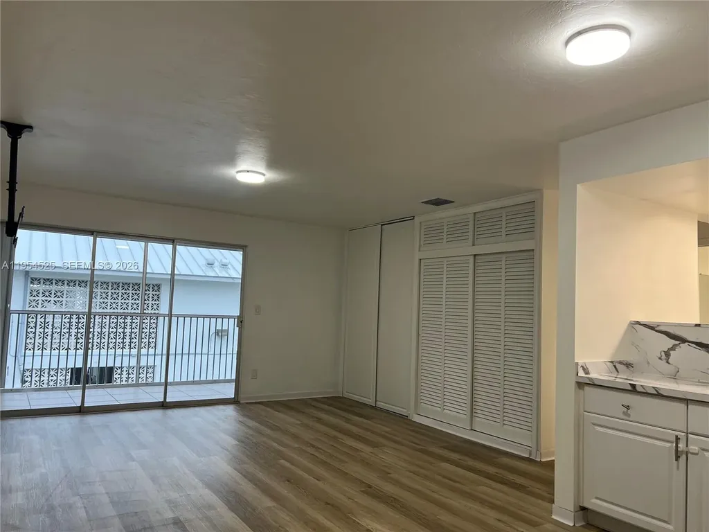 195 Sunrise Drive Key Biscayne FL 33149