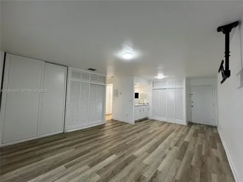 195 Sunrise Drive Key Biscayne FL 33149