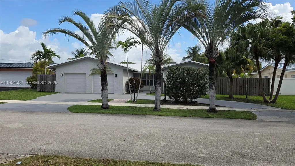 1245 Coral Lane Hollywood FL 33019