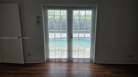 1245 Coral Lane Hollywood FL 33019