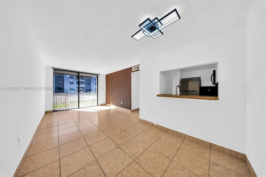 8145 NW 7th Street Miami FL 33126